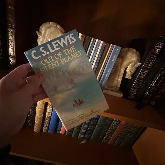 Vintage books! C. Lewis - Picture 11 of 11